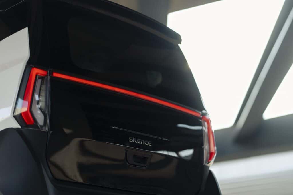 photo de la voiture plan arrière - nanocar 2025 - mondial de l'auto 2026