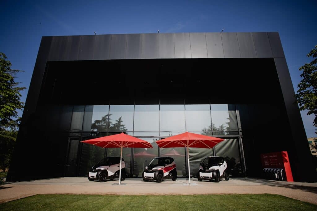 partenariat nissan et silence avec 4 nouveaux nanocars S04 - photo de 3 voitures nanocars - mondial de l'auto 2026