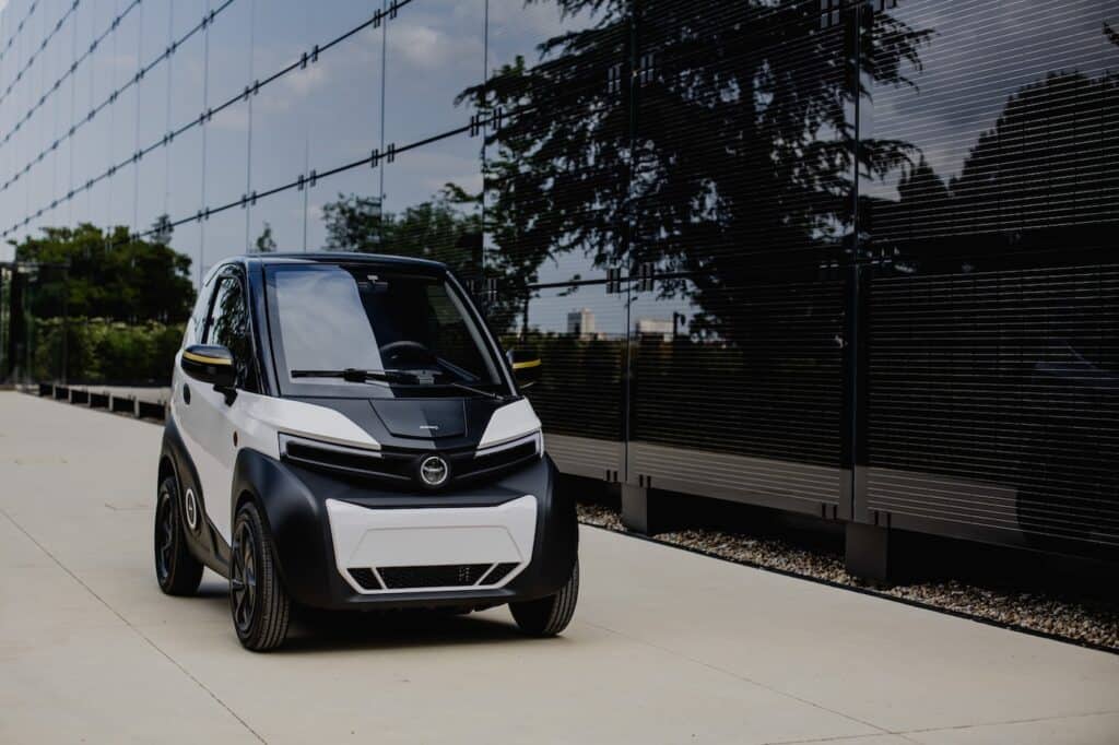nouvelle nanocar nissan - photo de la voiture vue de face - mondial de l'auto 2026