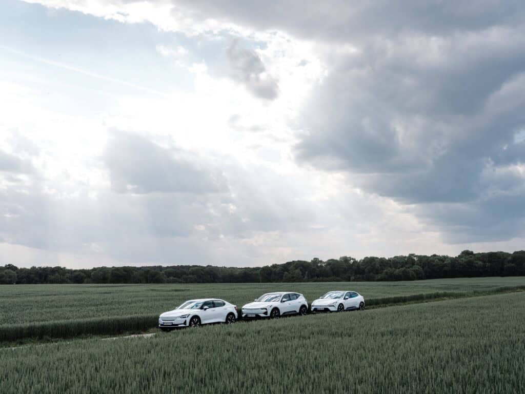 photo des 3 voitures polestar en condition de route - mondial de l'auto 2026